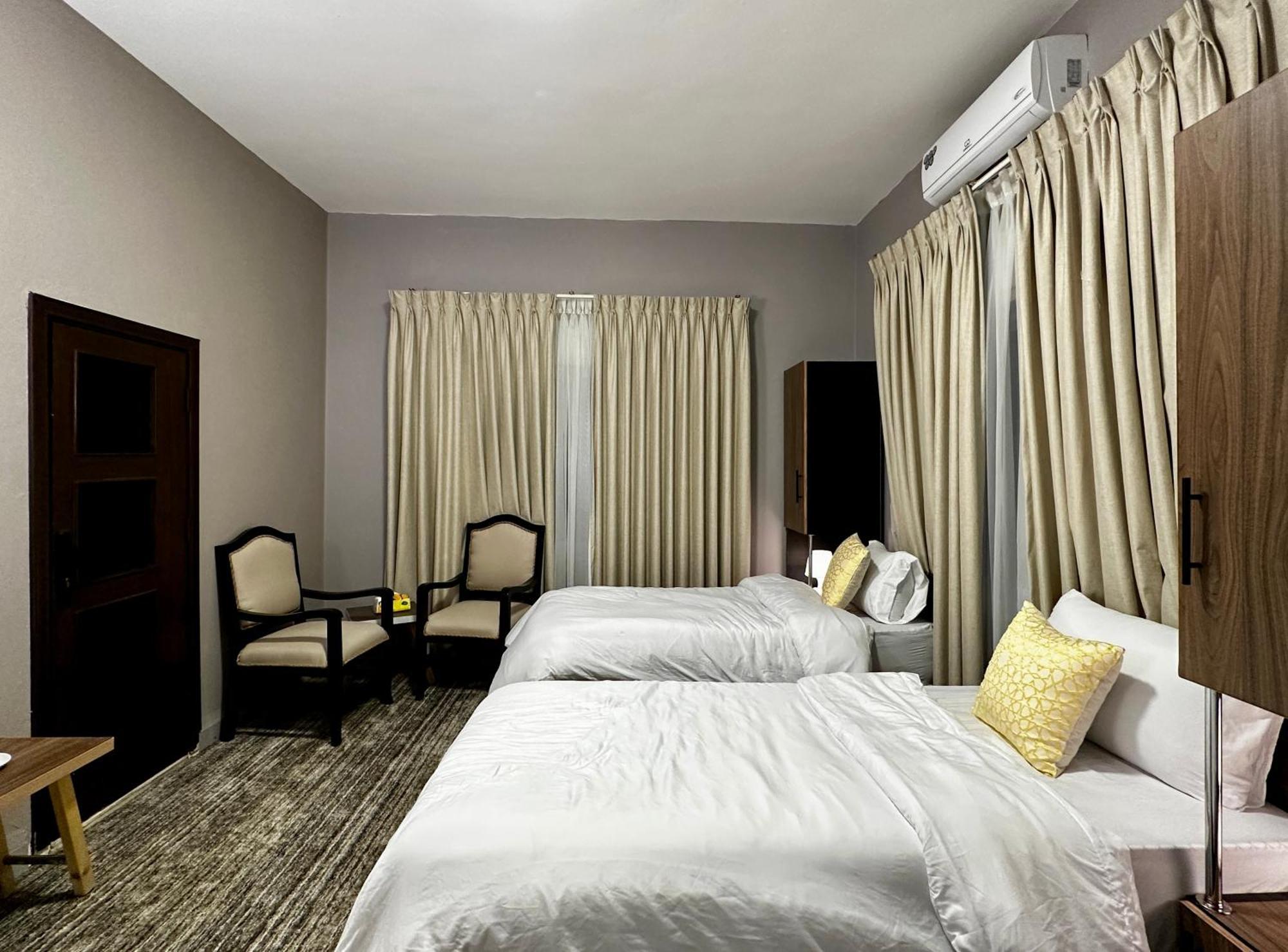Beit Ahlan Hotel Amman Exterior foto